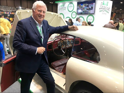 Franck Allard y su Aston Martin